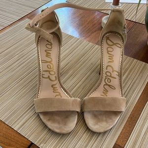 Size 7.5 Sam Edelman 3.5 inch heel straps sandals, cream